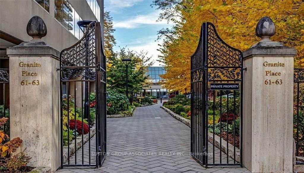 Photo of 61 St Clair Avenue W #1602, Toronto, ON M4V 2Y8 (MLS # C12876076)