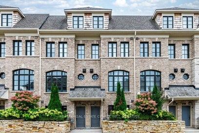 2034 Queensborough Gate Mississauga ON L5M 0X9