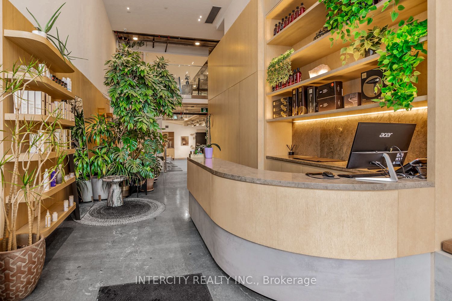 277 Davenport Road 102