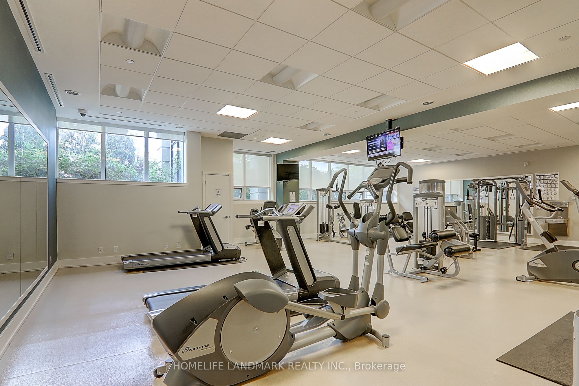 370 HWY 7 E Avenue 906