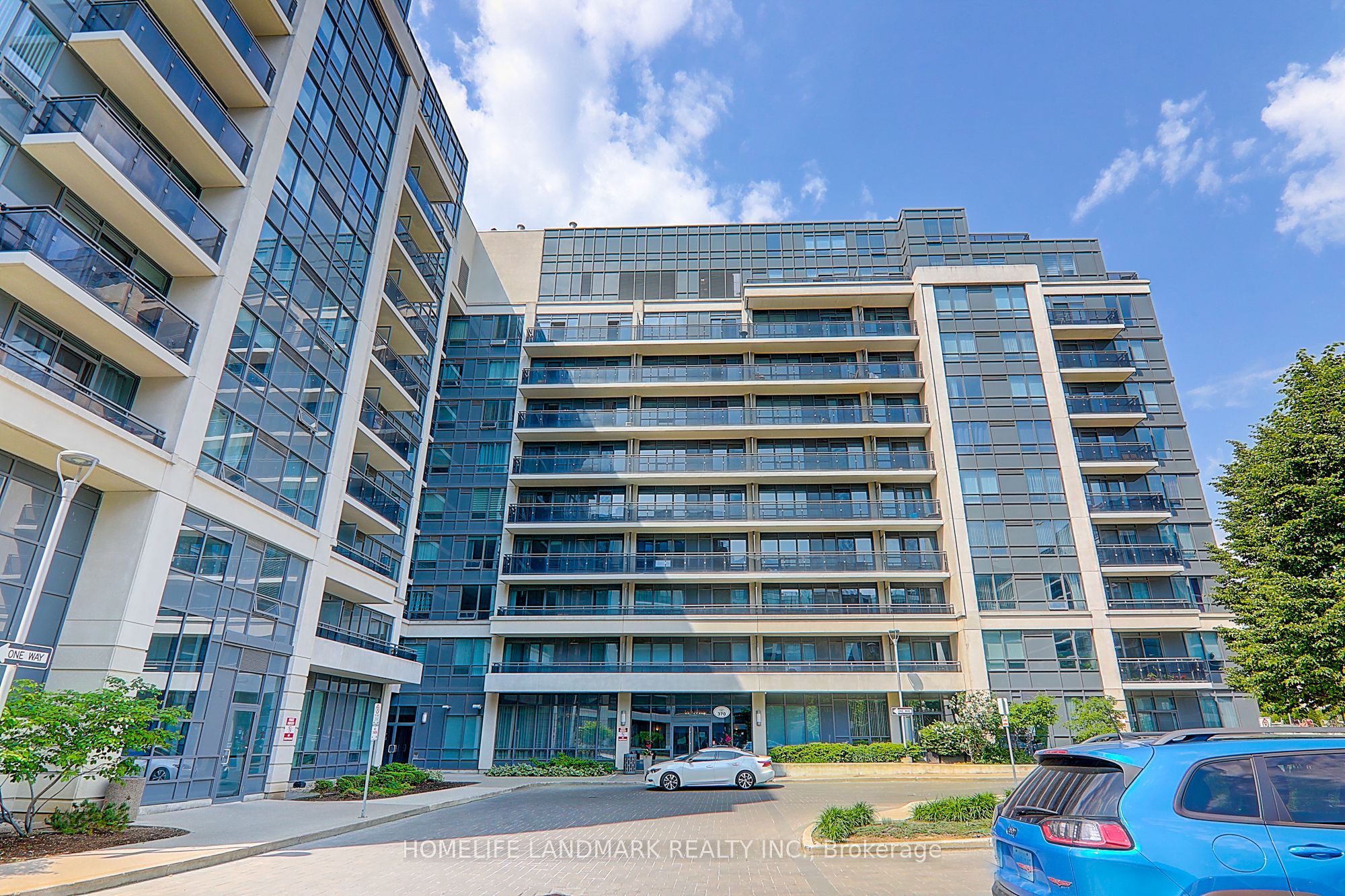370 HWY 7 E Avenue 906