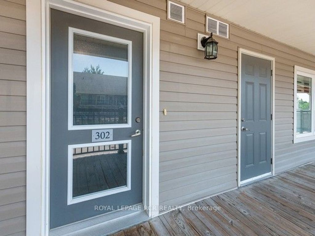 Photo of 3 Brandy Lane Drive #302, Collingwood, ON L9Y 0X4 (MLS # S12942422)