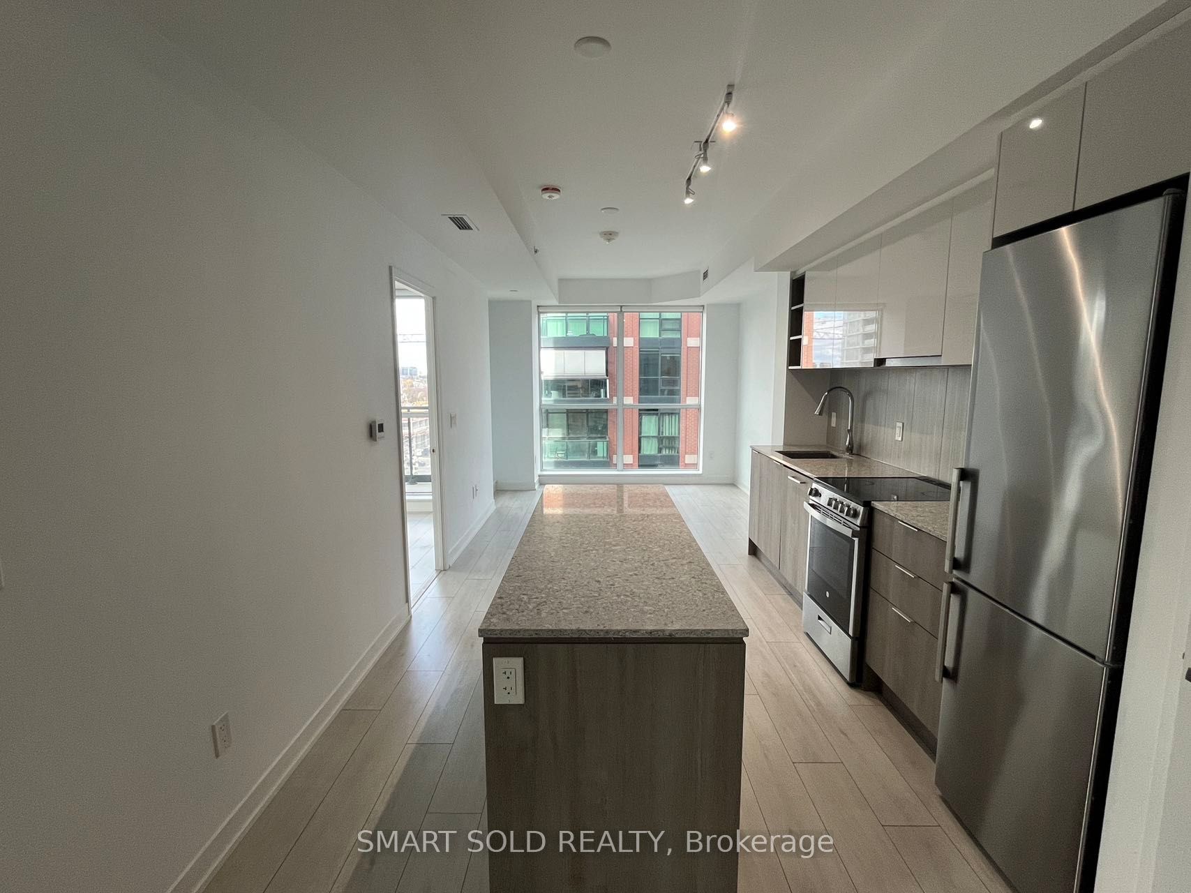 31 Tippett Road 831