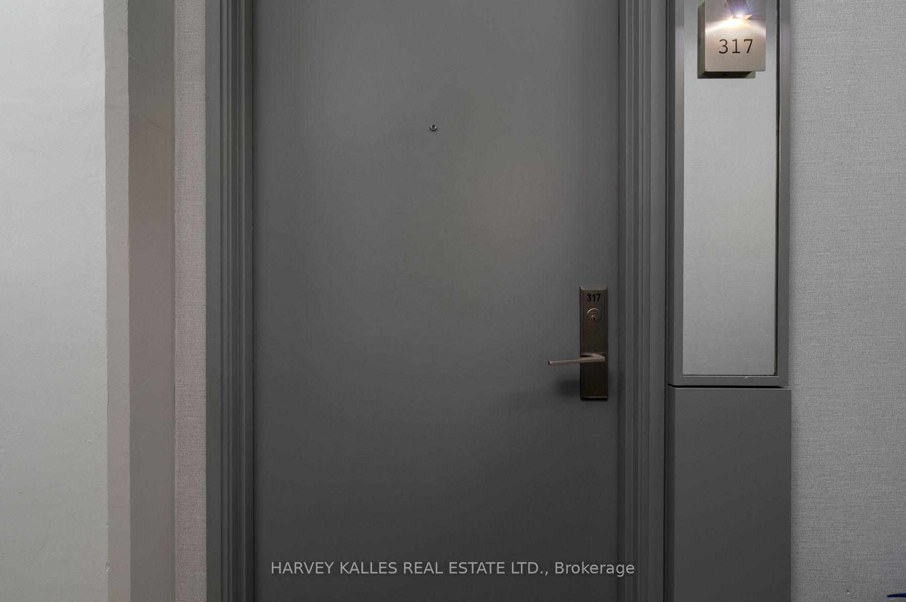 380 Macpherson Avenue 317