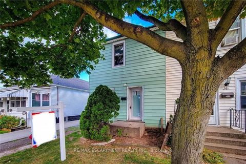 Photo of 38 Ellis Avenue, Hamilton, ON L8H 4L7 (MLS # X12470043)