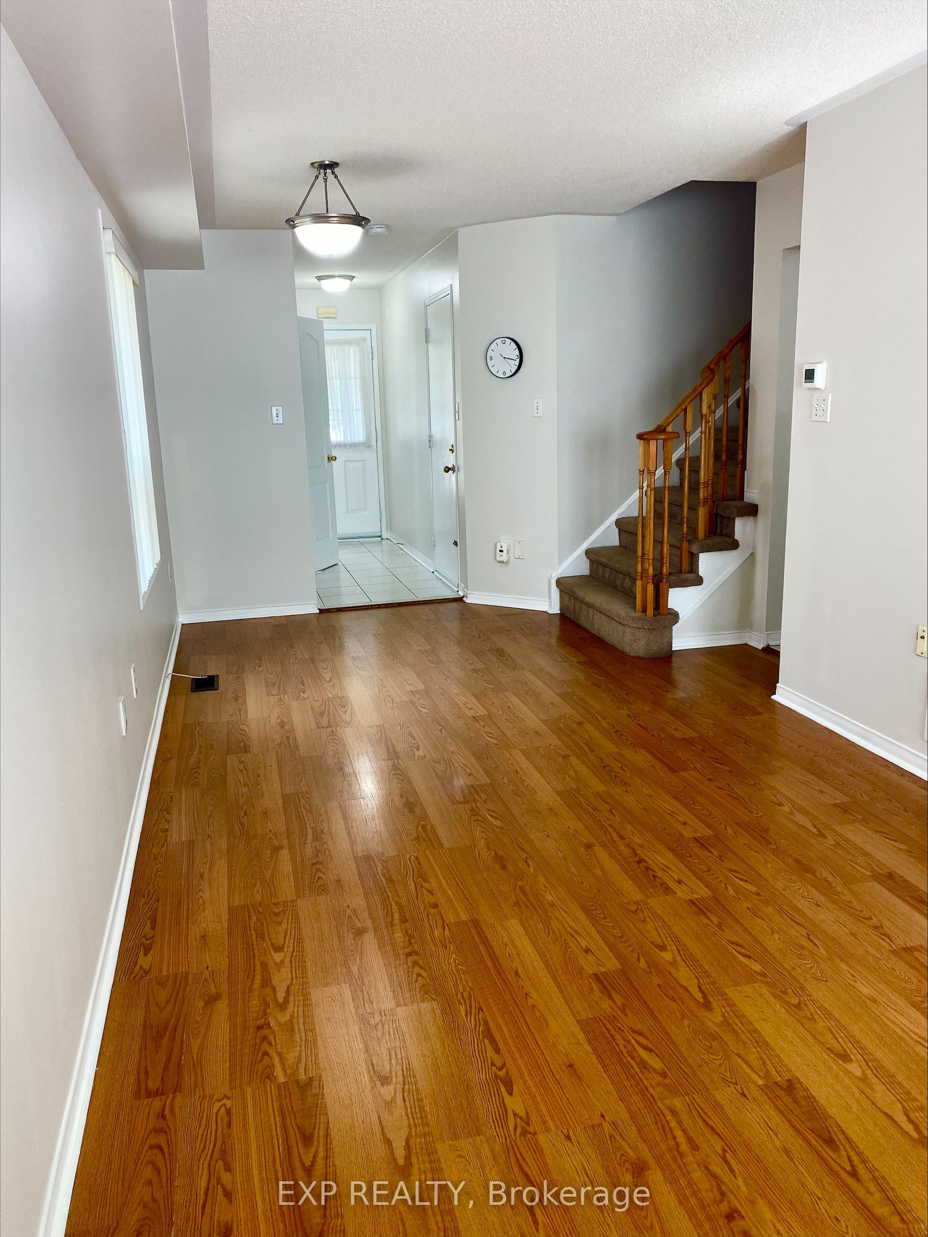 5526 Creditrise Place