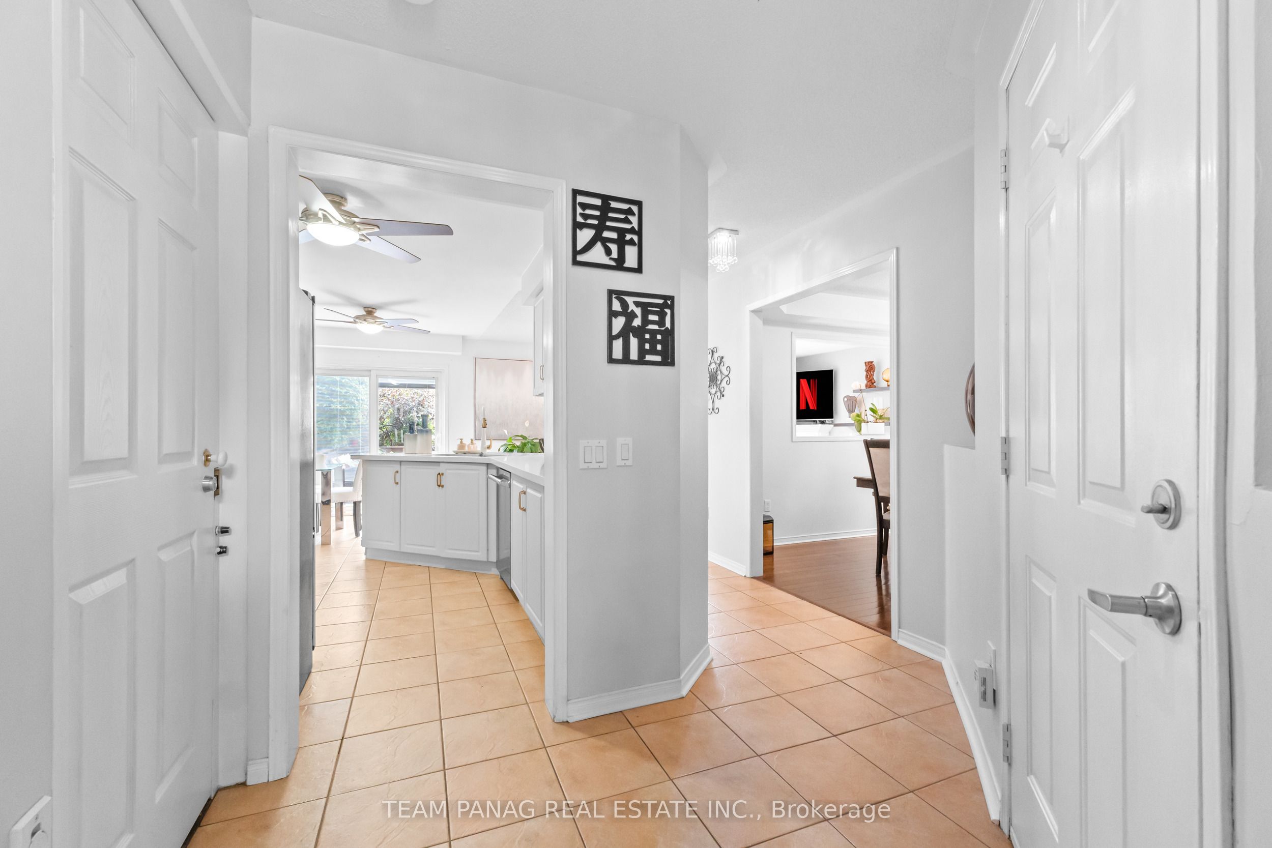 28 Charleswood Circle