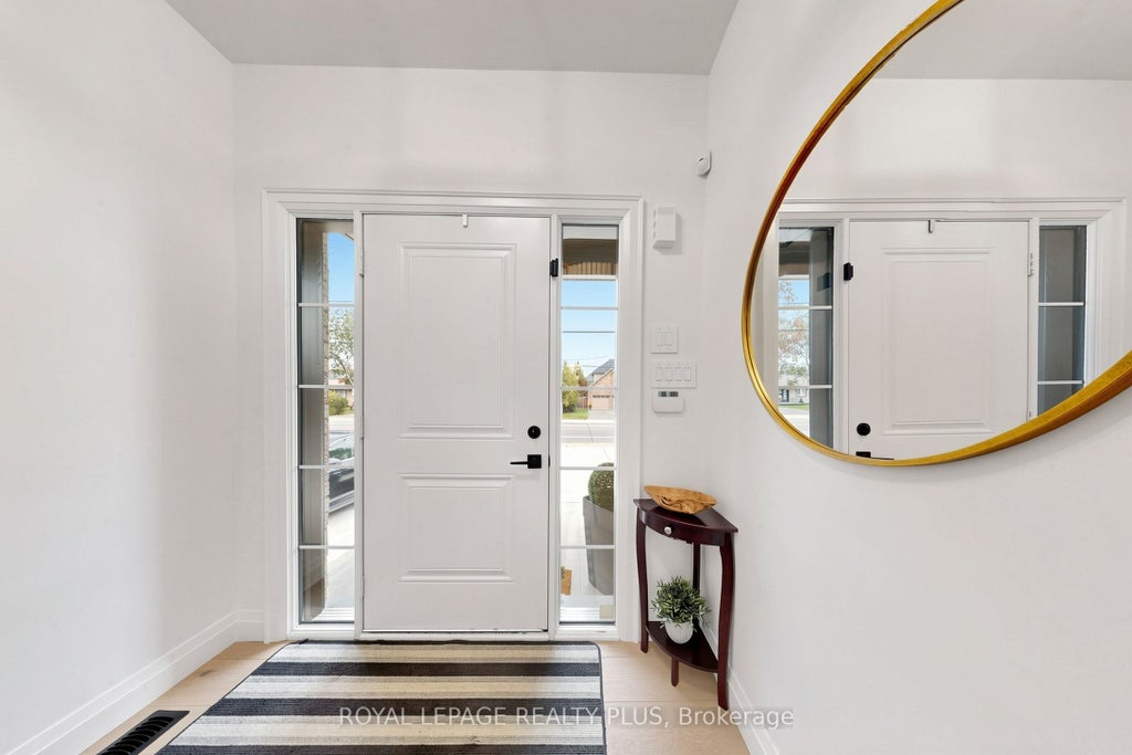 Photo of 274 Dewitt Road, Hamilton, ON L8E 2R1 (MLS # X14096244)