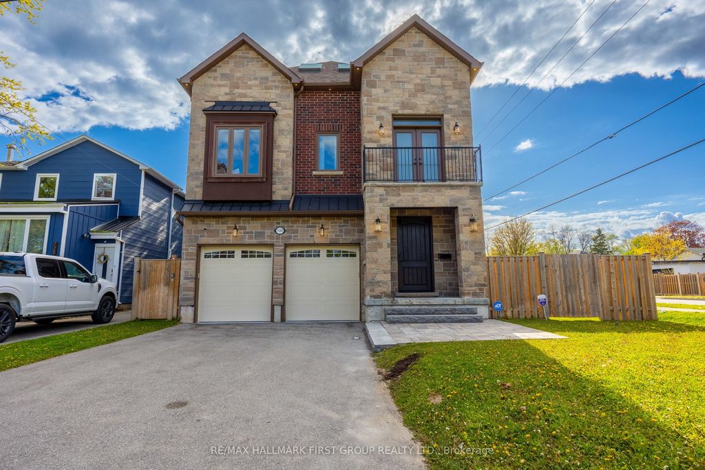 Photo of 732 Hillview Crescent, Pickering, ON L1W 2R8 (MLS # E12825698)