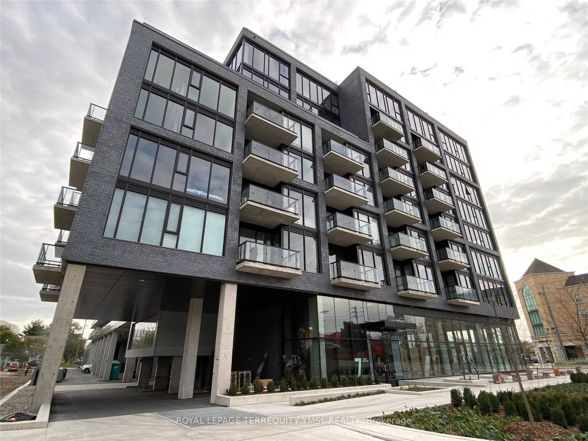 7 Smith Crescent 816