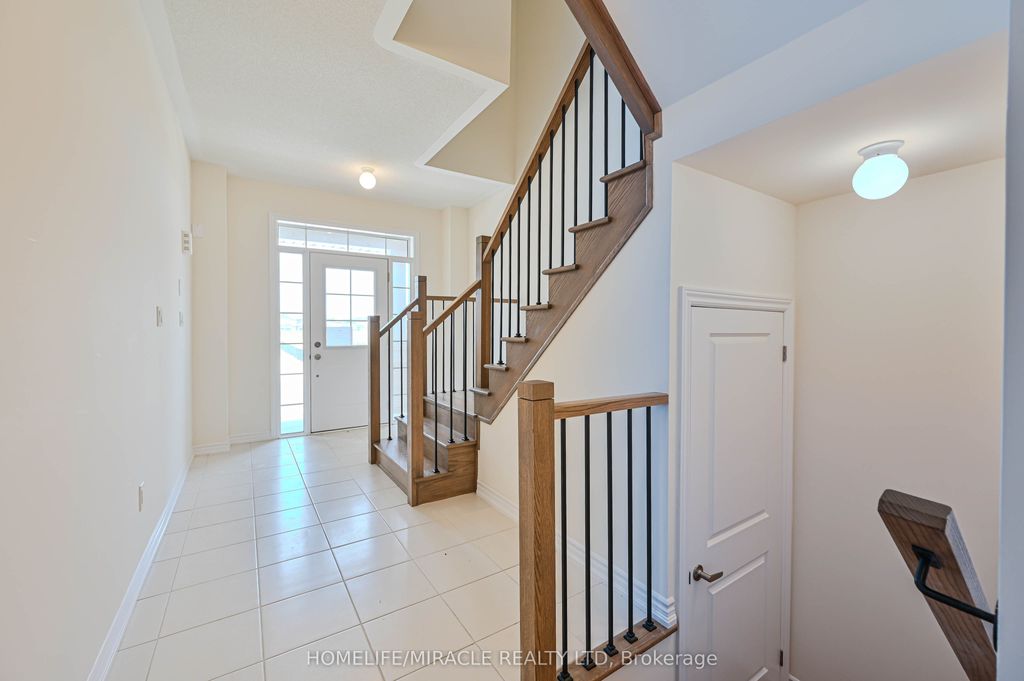 Photo of 1155 Cole Street, Innisfil, ON L9S 0R3 (MLS # N12650788)