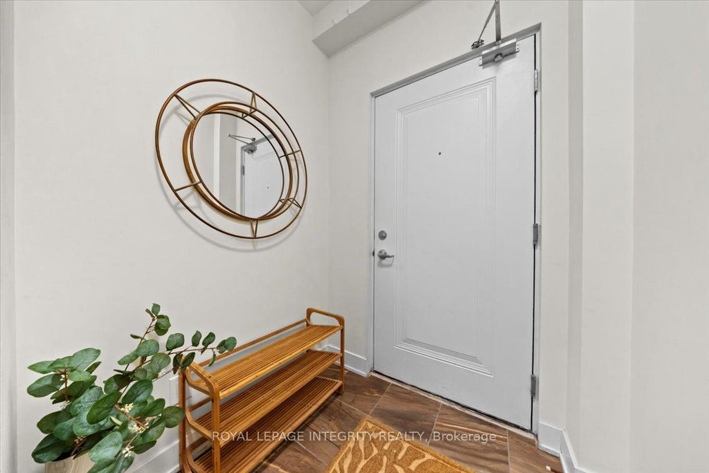 Photo of 78 Holmwood Avenue #9, Glebe - Ottawa East and Area, ON K1S 2P1 (MLS # X14134824)