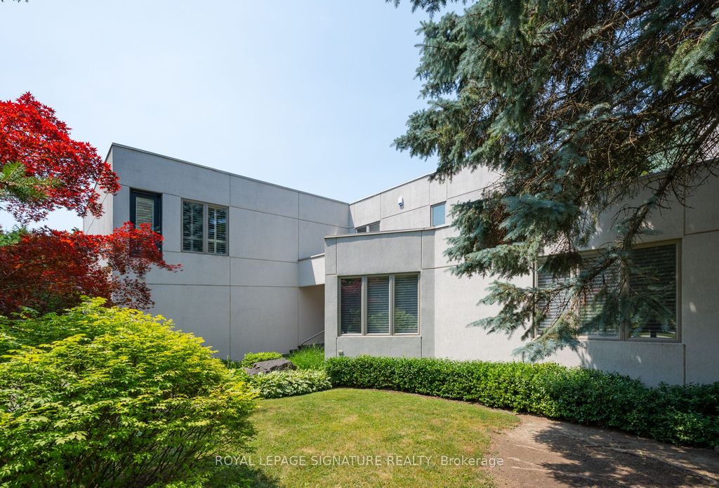 Photo of 8 Harrison Road, Toronto, ON M2L 1V2 (MLS # C12487203)