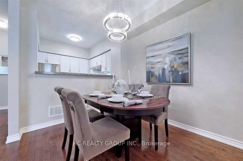 16 Cox Boulevard 11