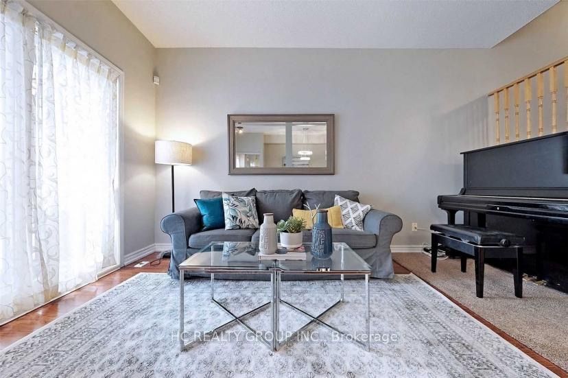 16 Cox Boulevard 11