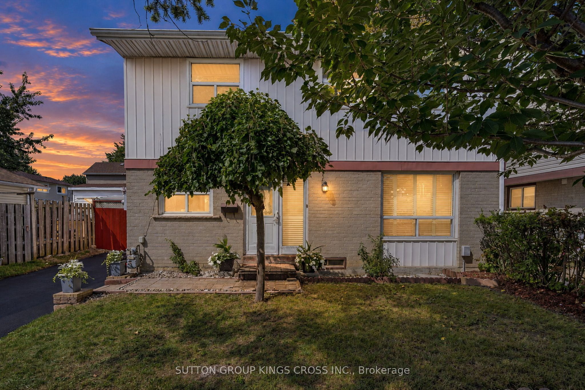 2 Hemlark Court