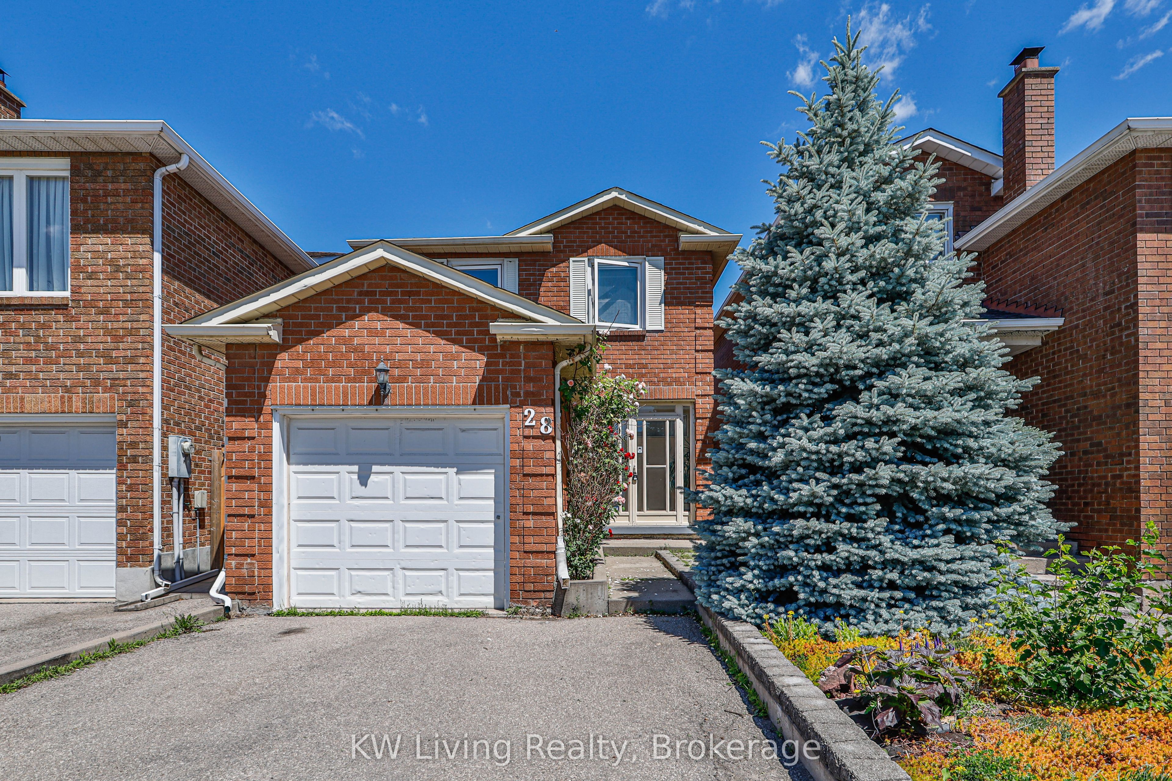 Photo 1 of 42 — 28 Jaimie Road, Vaughan, ON L4J 5Z9