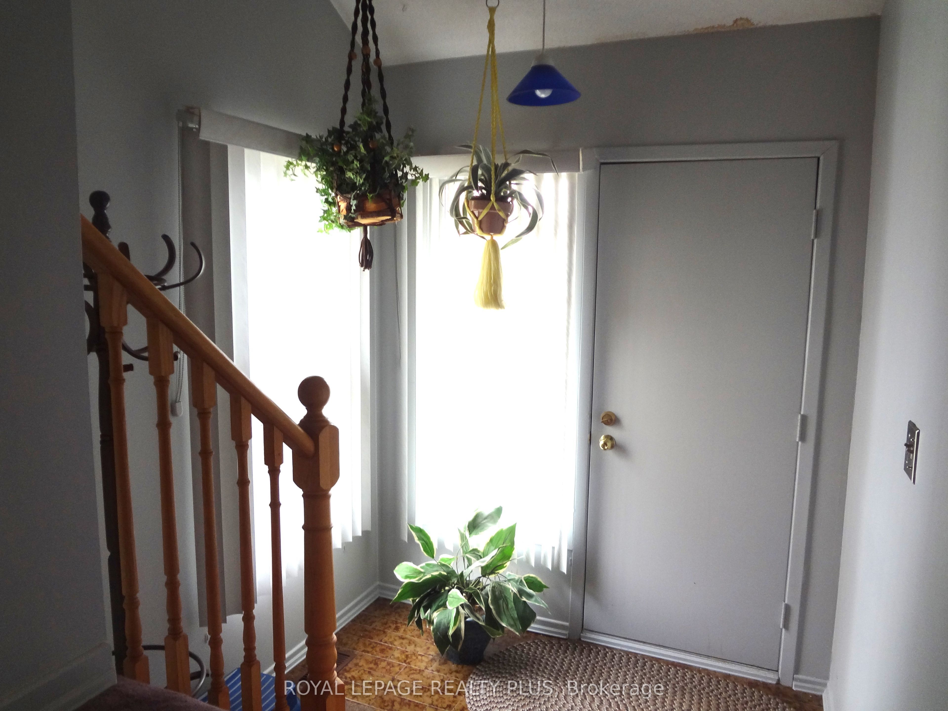 4170 Treetop Crescent