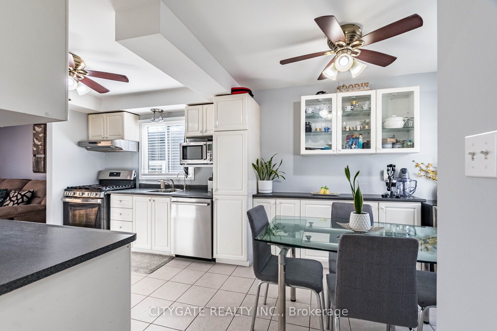 6945 pamplone Mews S