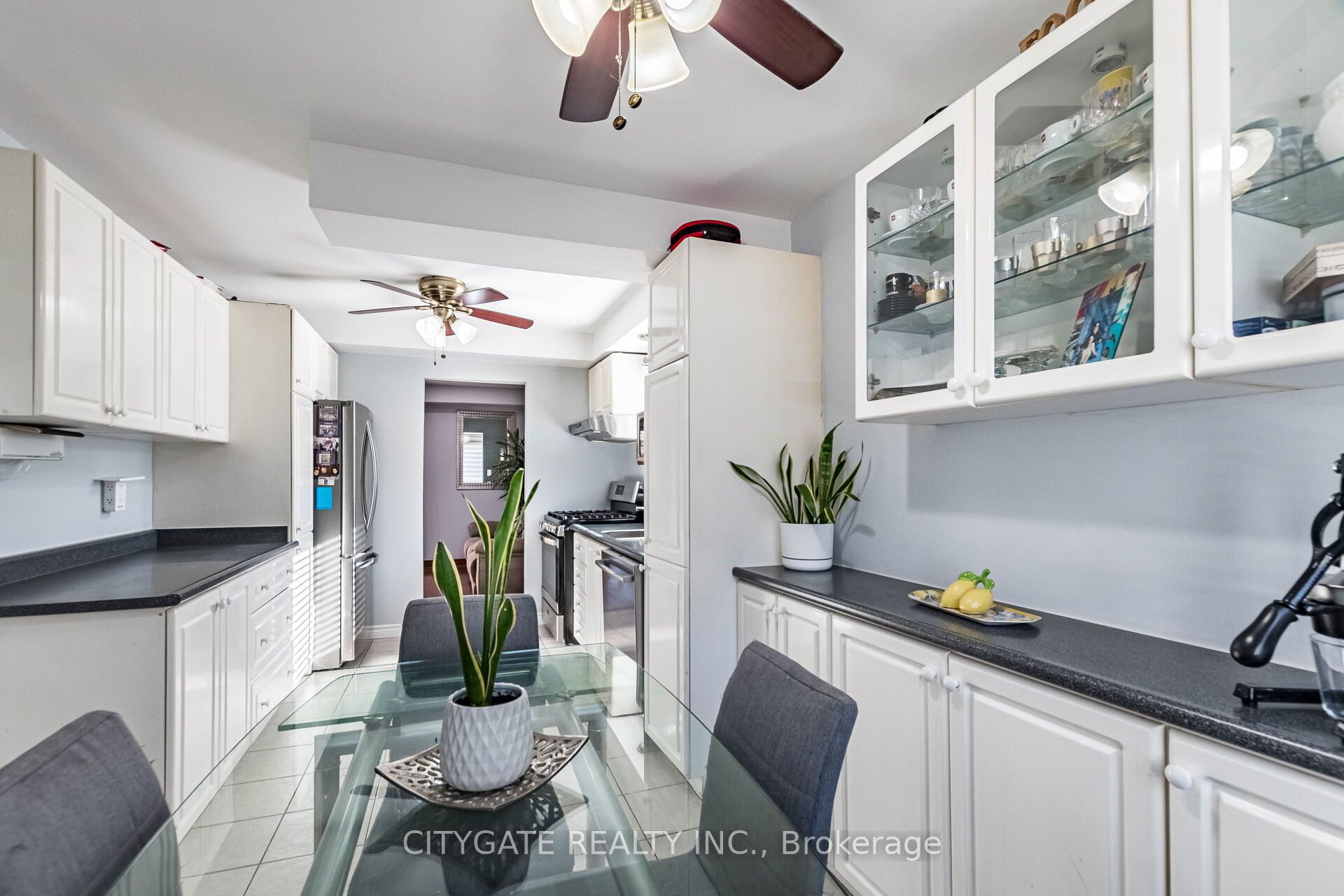 6945 pamplone Mews S