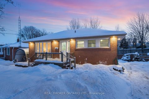 19 Dayfoot Drive Halton Hills ON L7G 2K8