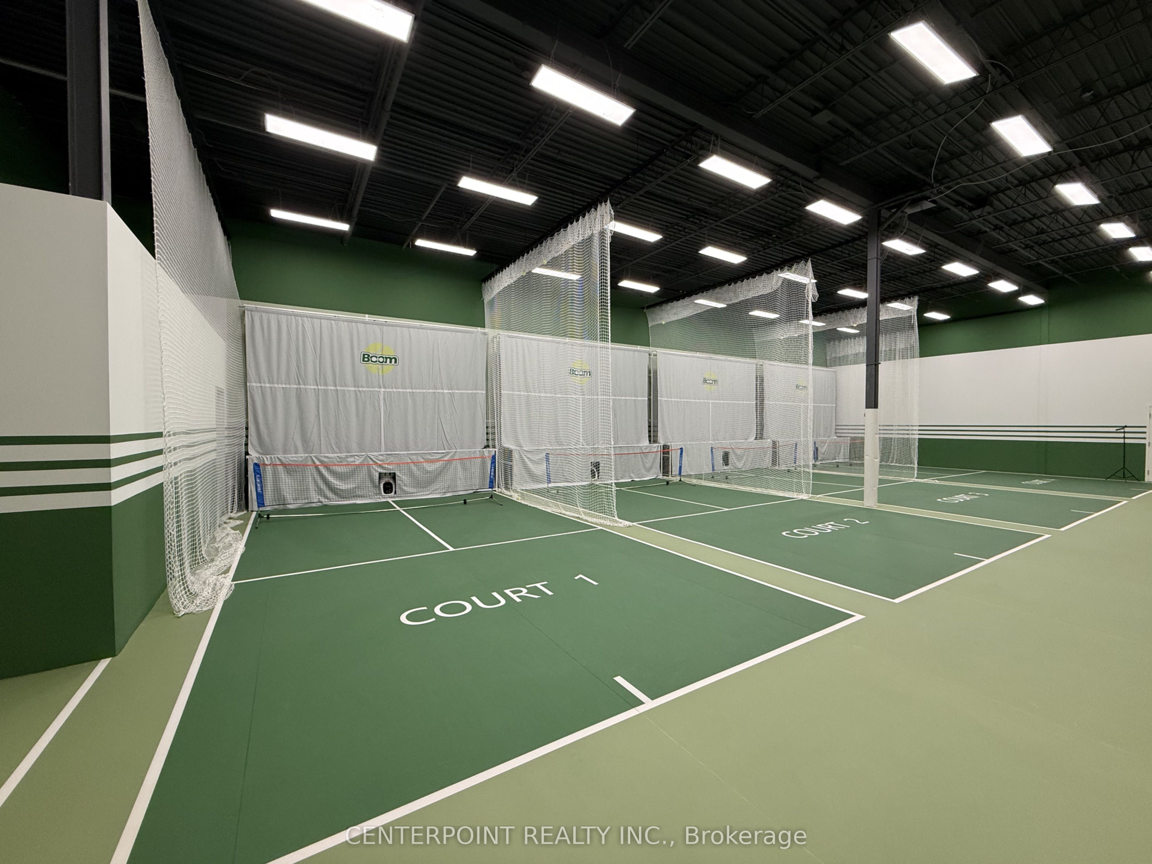 Photo 1 of 15 — 38 Metropolitan Road 1, Toronto, ON M1R 2T6