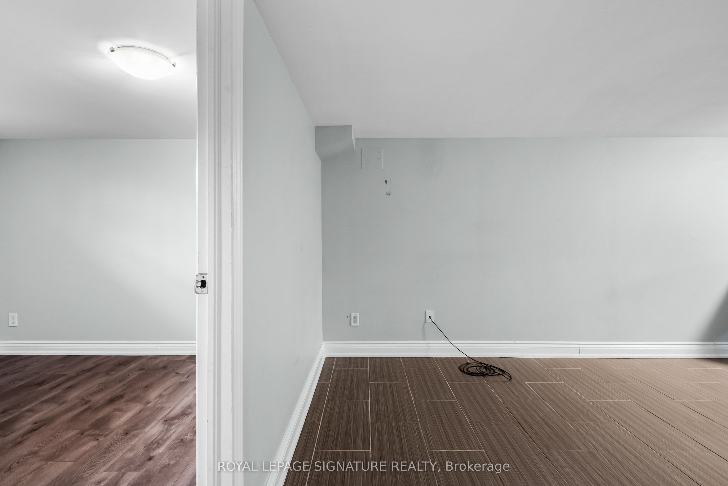 112 Foch Avenue Lower