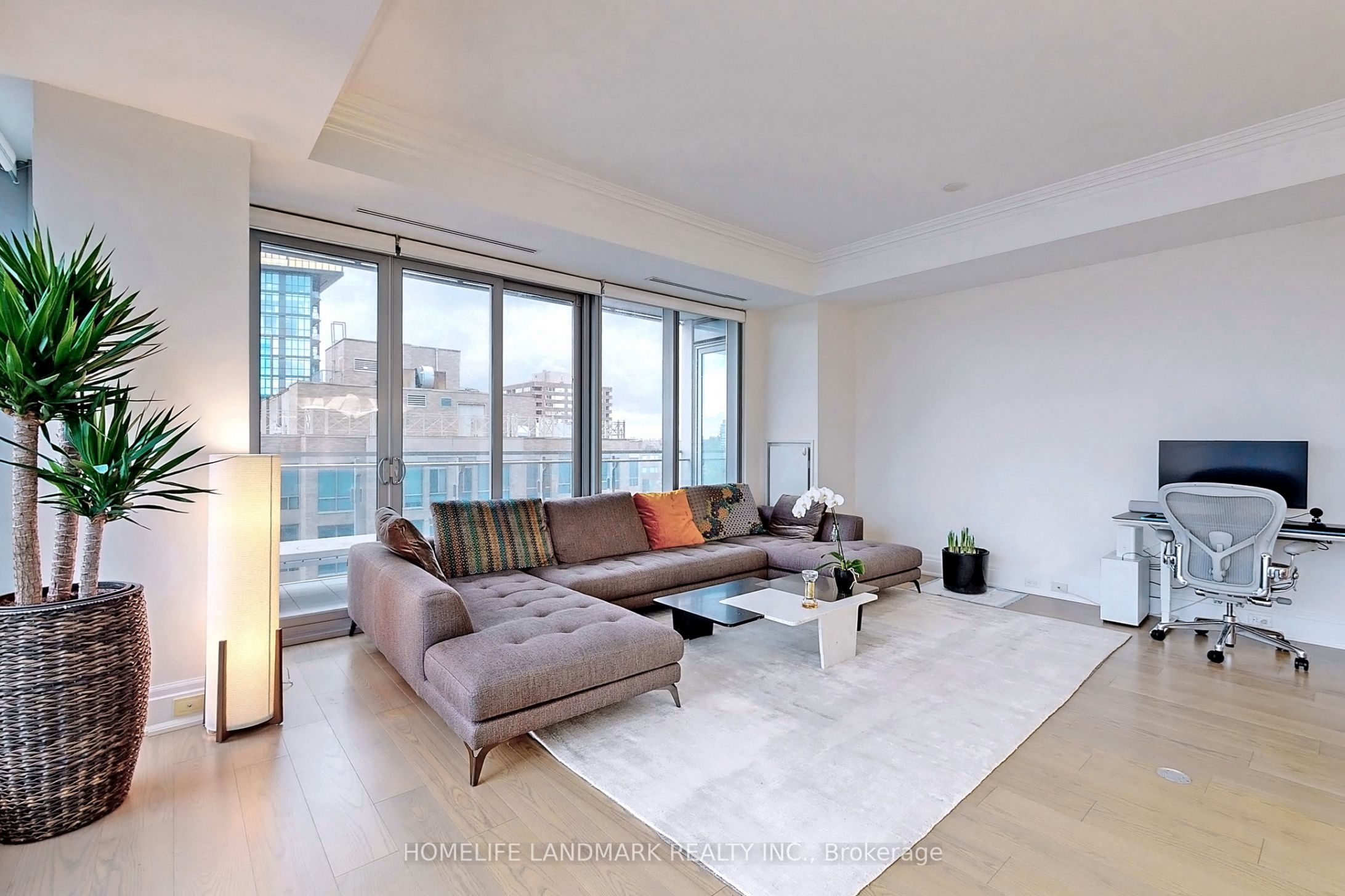 55 Scollard Street 1401
