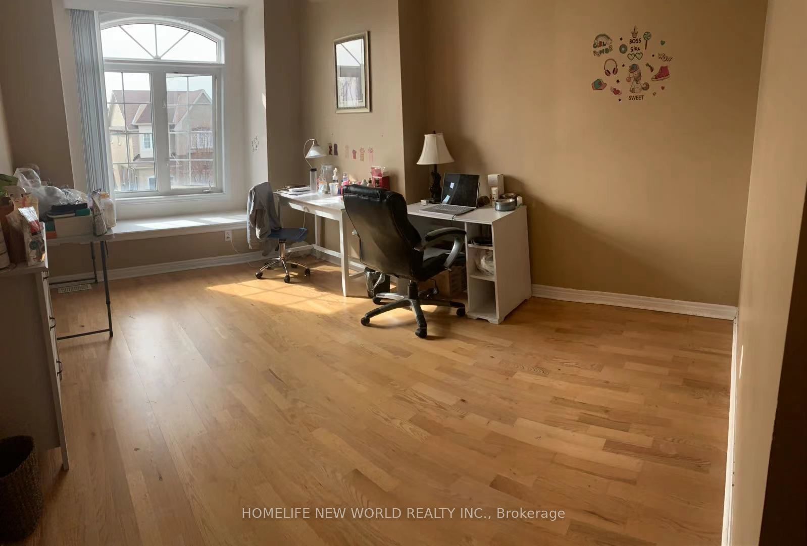 5 RIVINGTON Avenue