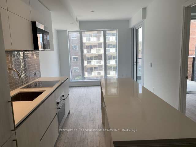 21 Park Street E 216