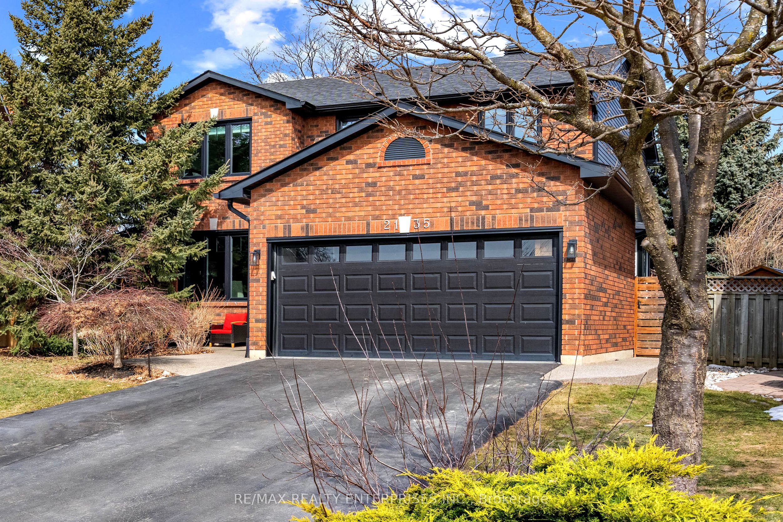 2135 Chrisdon Road
