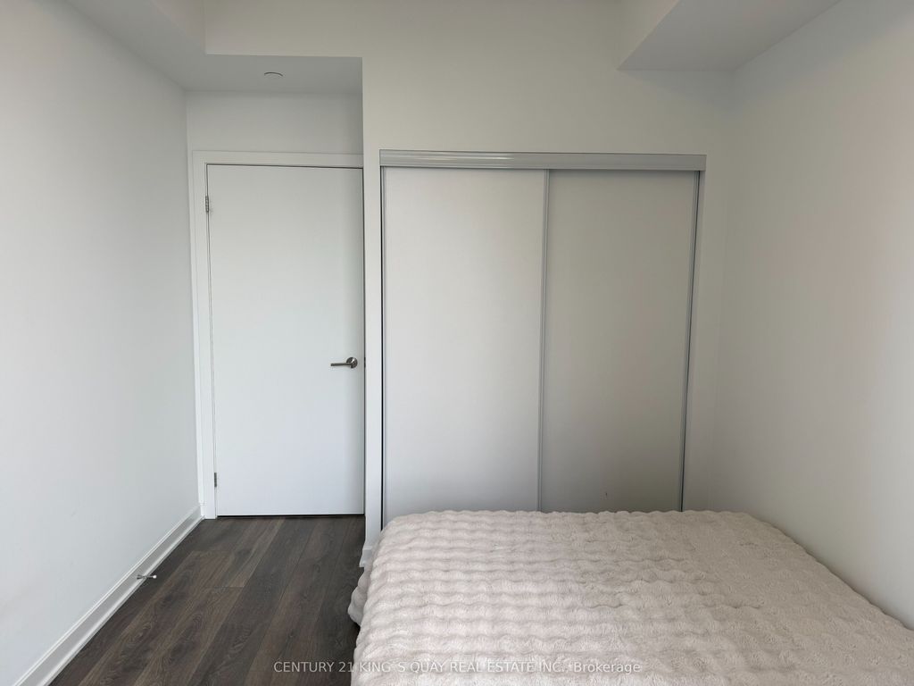 Photo of 38 Forest Manor Road #811, Toronto, ON M2J 0H4 (MLS # C12653308)