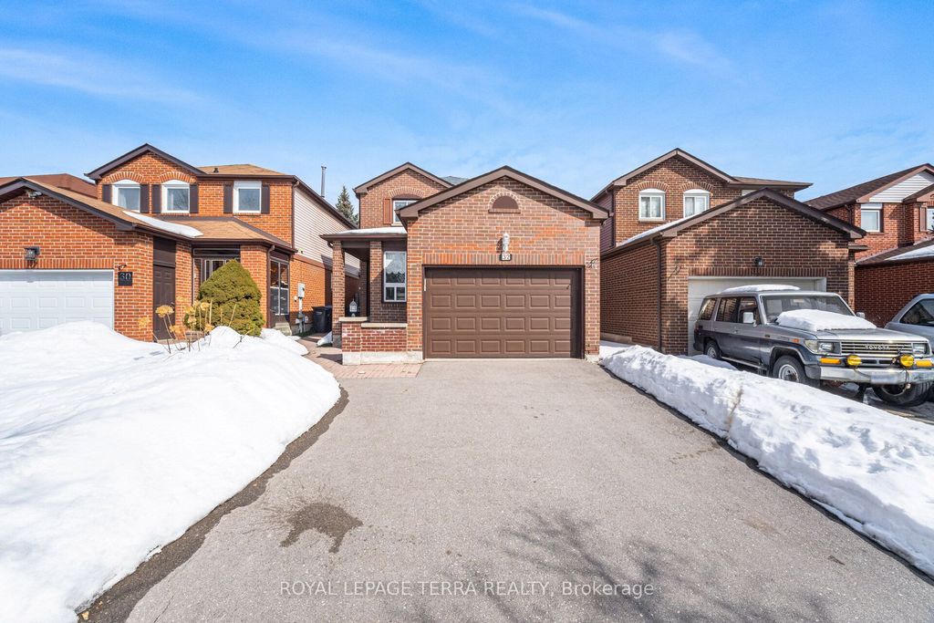 Photo of 32 Bridekirk Place, Brampton, ON L6Y 2V8 (MLS # W12844350)