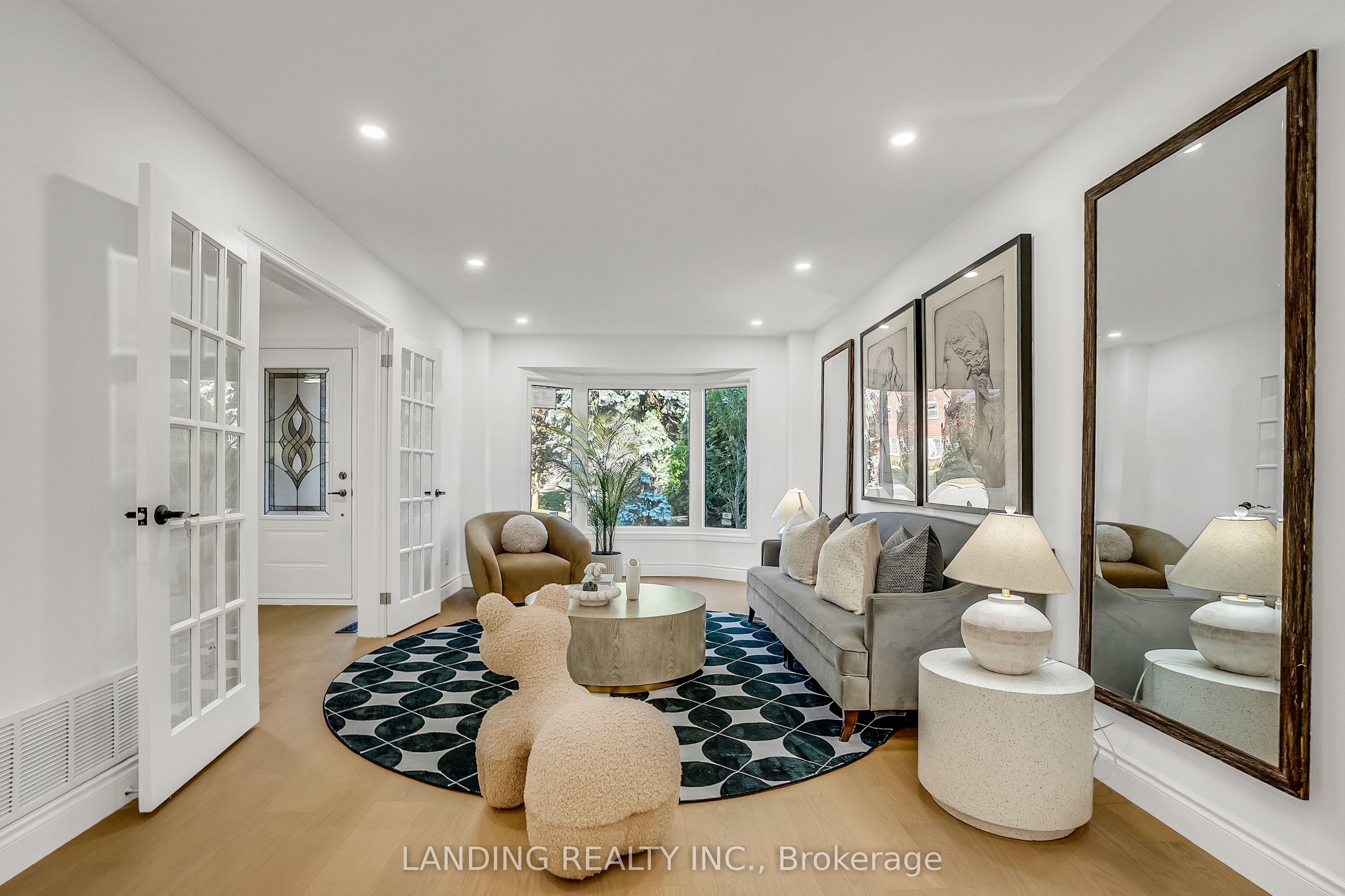 6 Dartmoor Drive