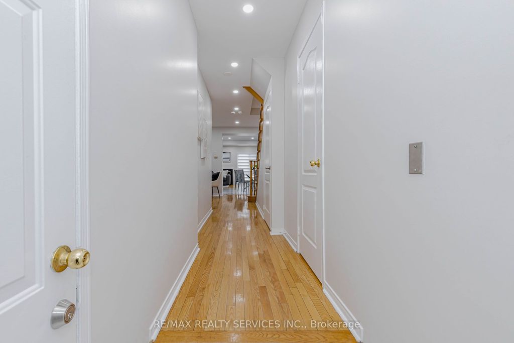 Photo of 102 Sand Cherry Crescent, Brampton, ON L6R 3B2 (MLS # W12948540)