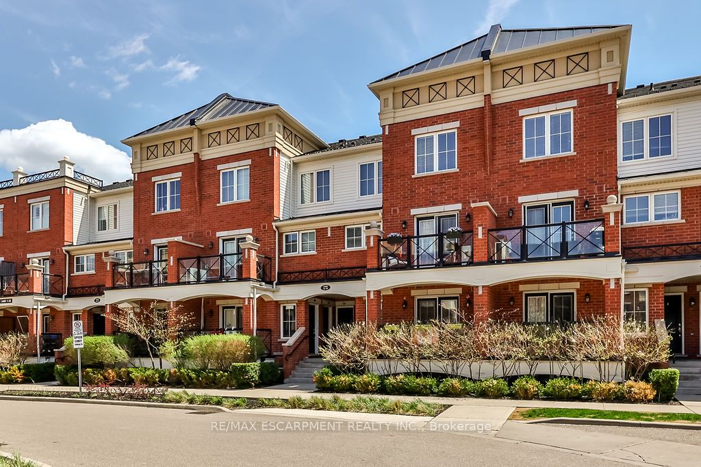 2480 Post Road 14