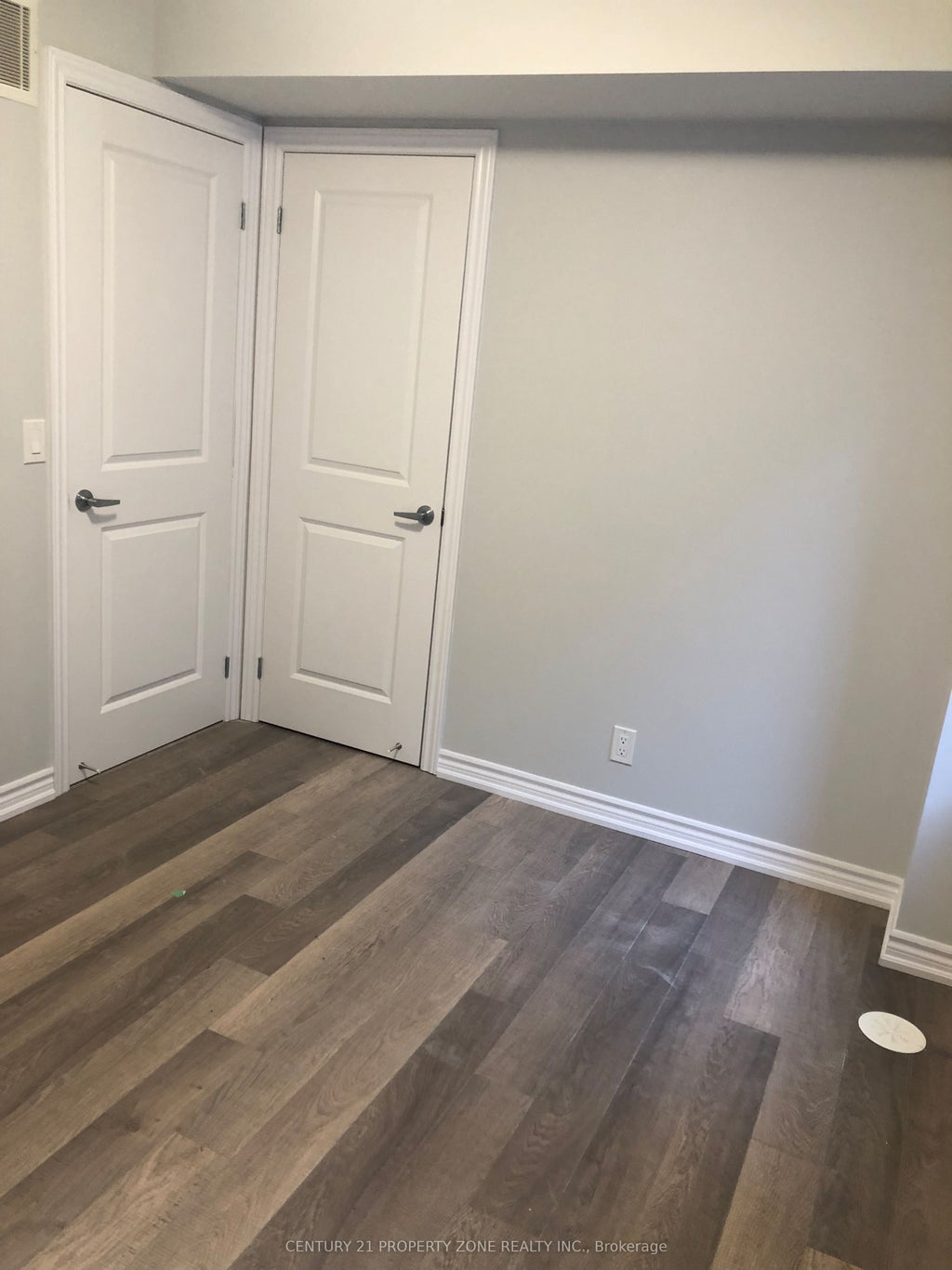Photo of 2500 Hillrise Court, Oshawa, ON L1L 0M6 (MLS # E14014944)