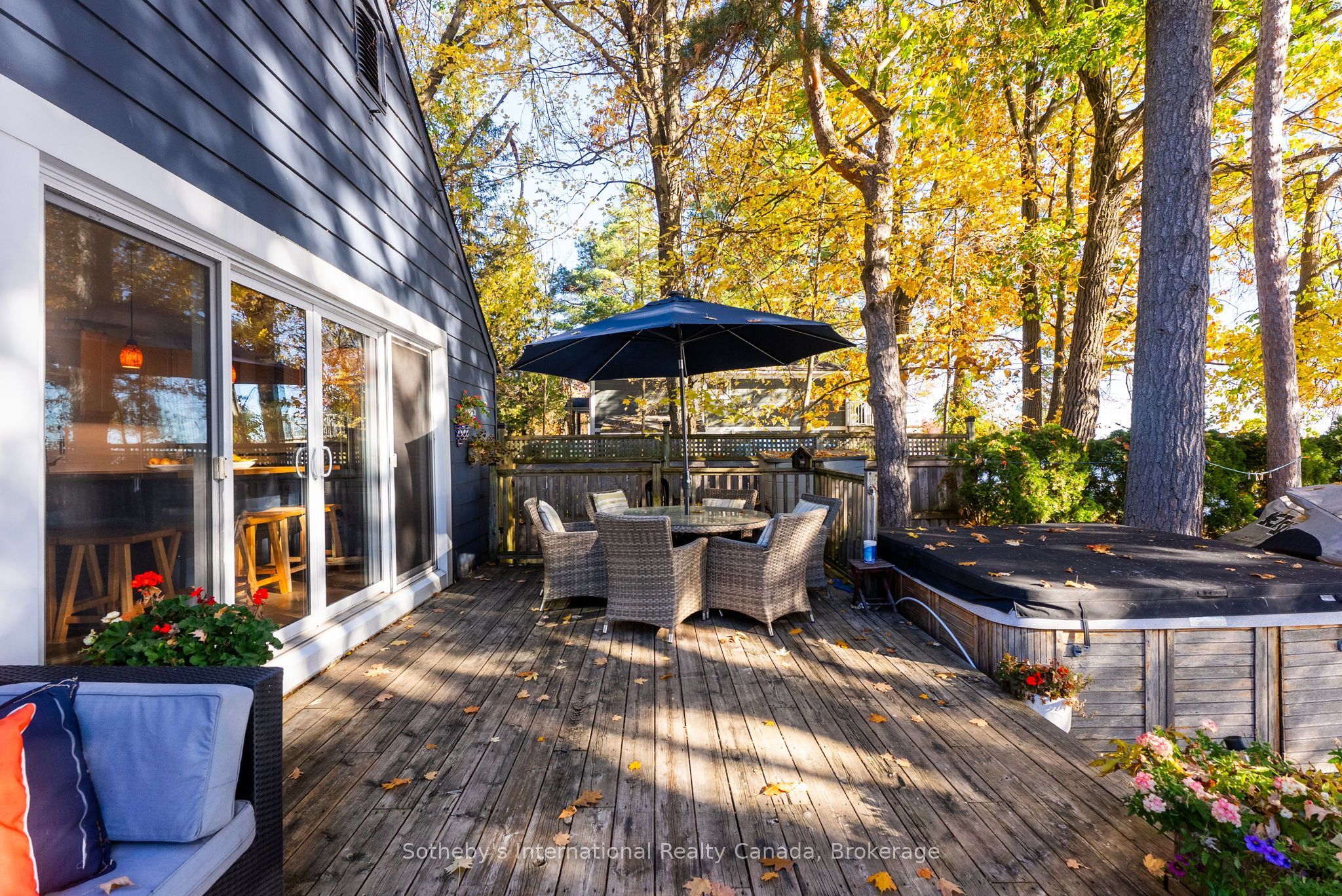 3211 Crescent Bay Road