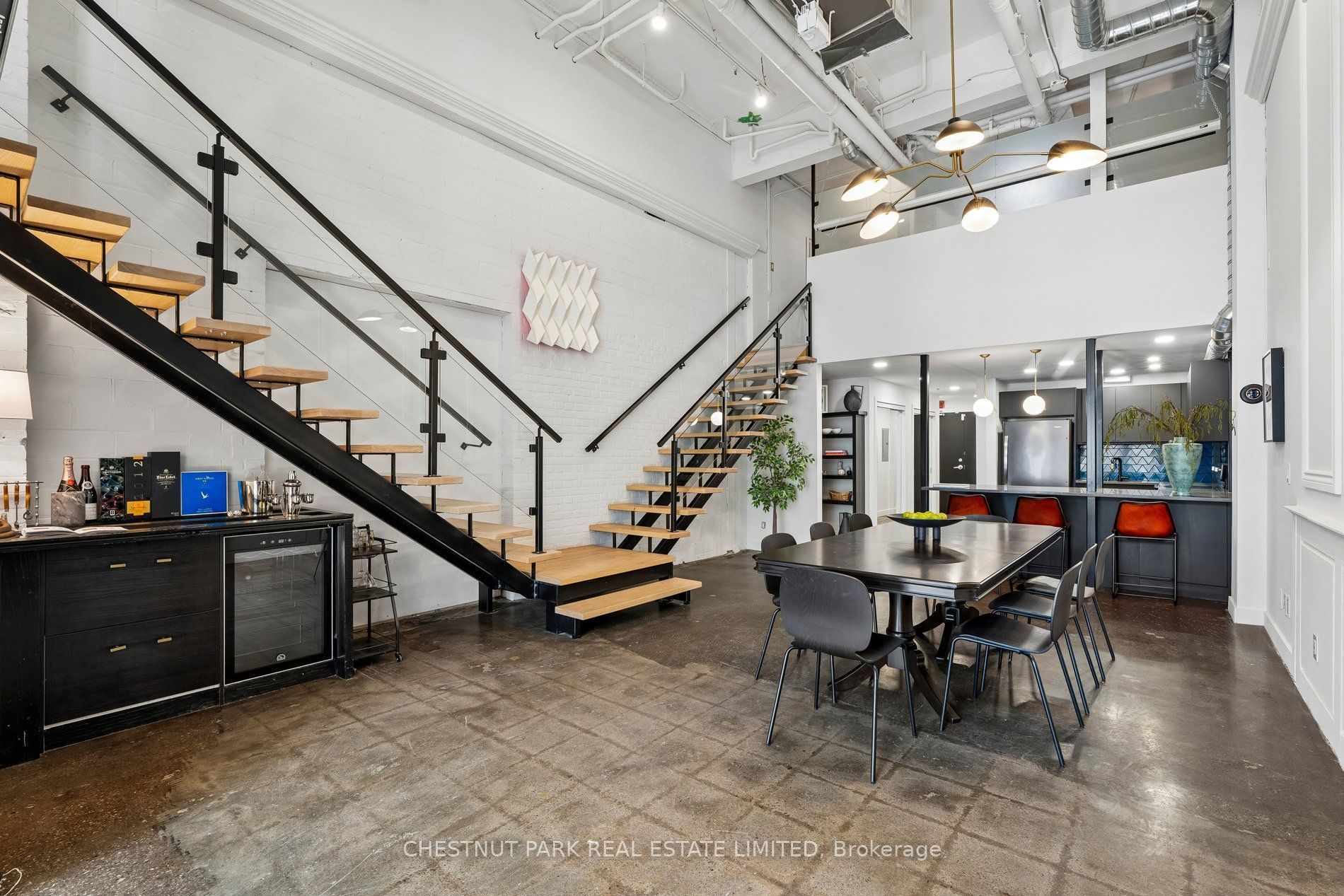 1159 Dundas Street E 149