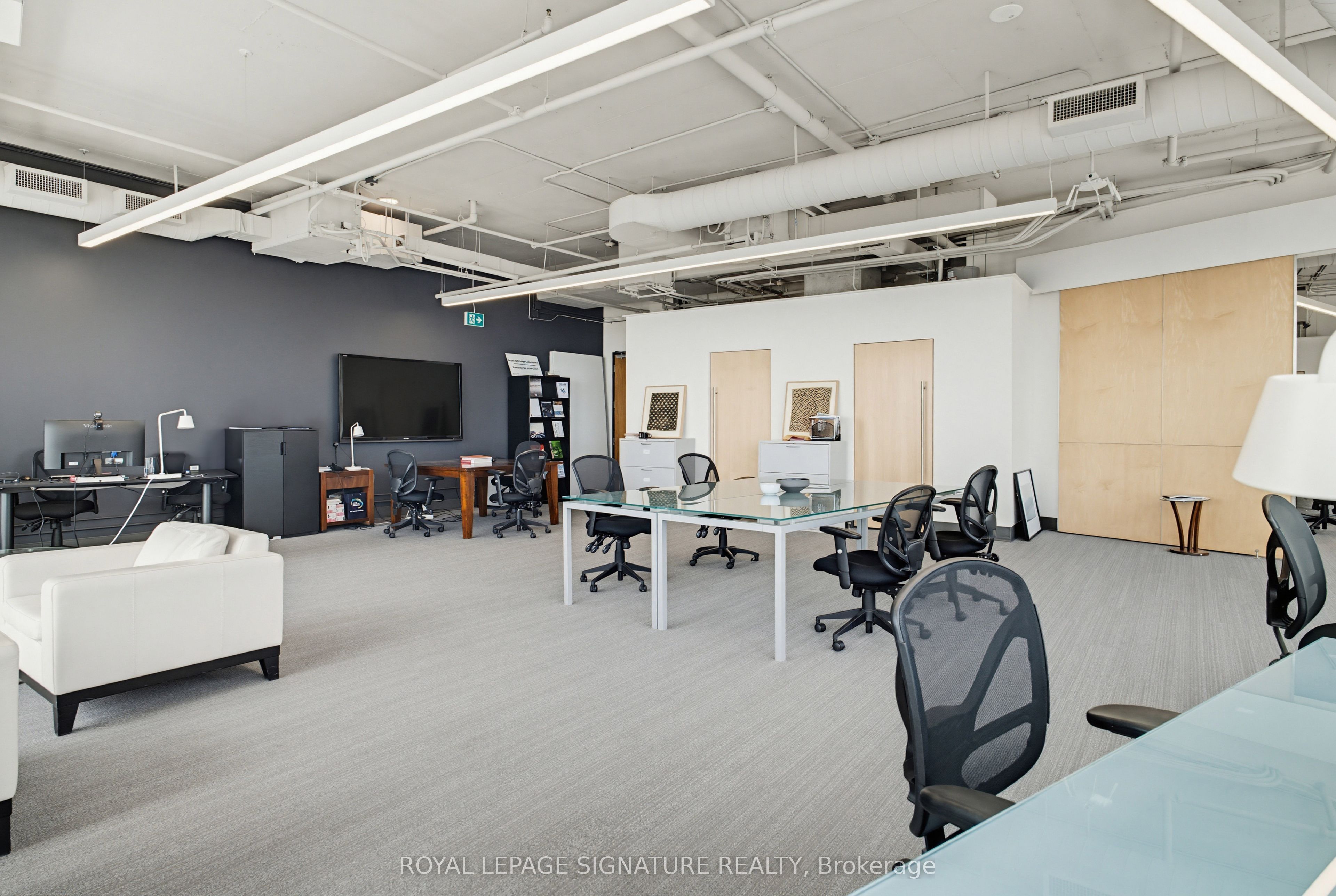 130 Queens Quay E 1306-1312
