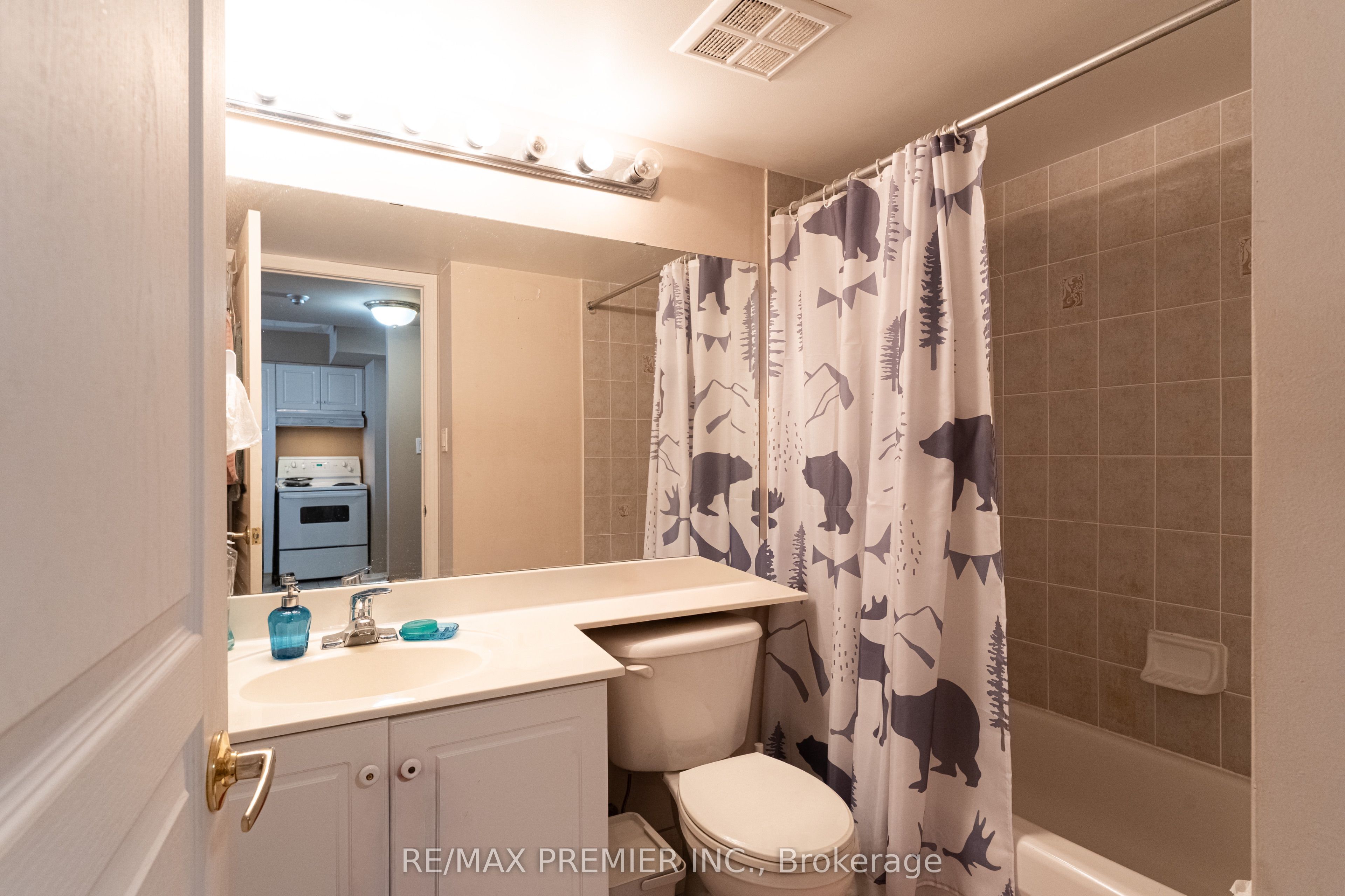 19 Northern Heights Drive 504