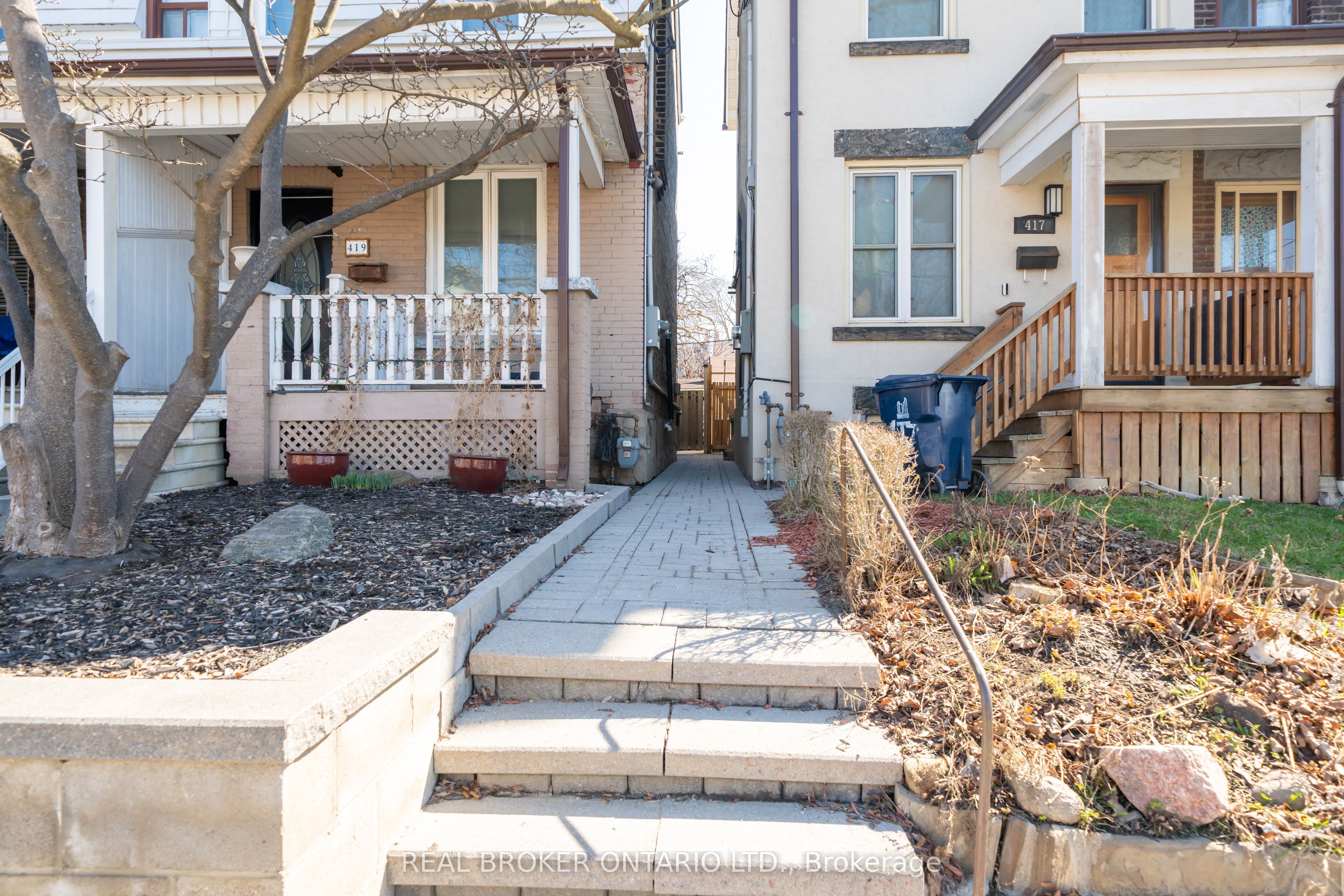 419 Ossington Avenue Lower