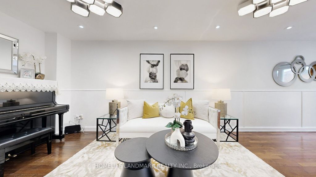 Photo of 121 Digby Crescent, Markham, ON L3R 7H4 (MLS # N12937880)