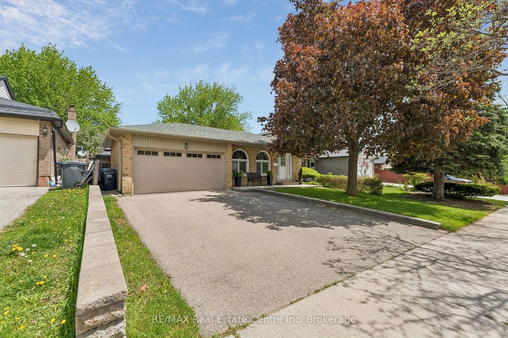 Photo of 14 Massey Street, Brampton, ON L6S 2W1 (MLS # W13159674)