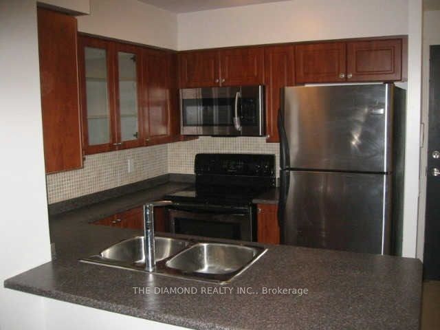 225 Sherway Gardens Road 1808