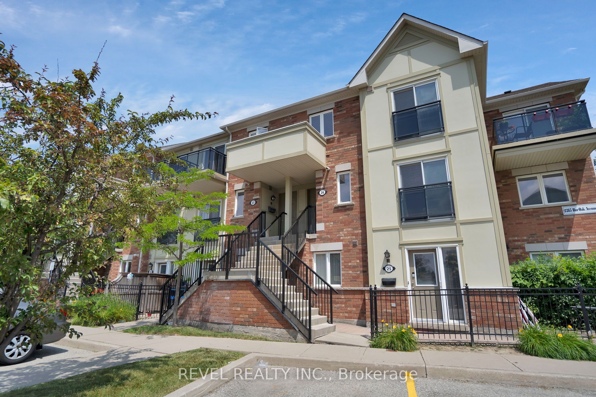 2285 Bur Oak Avenue 26