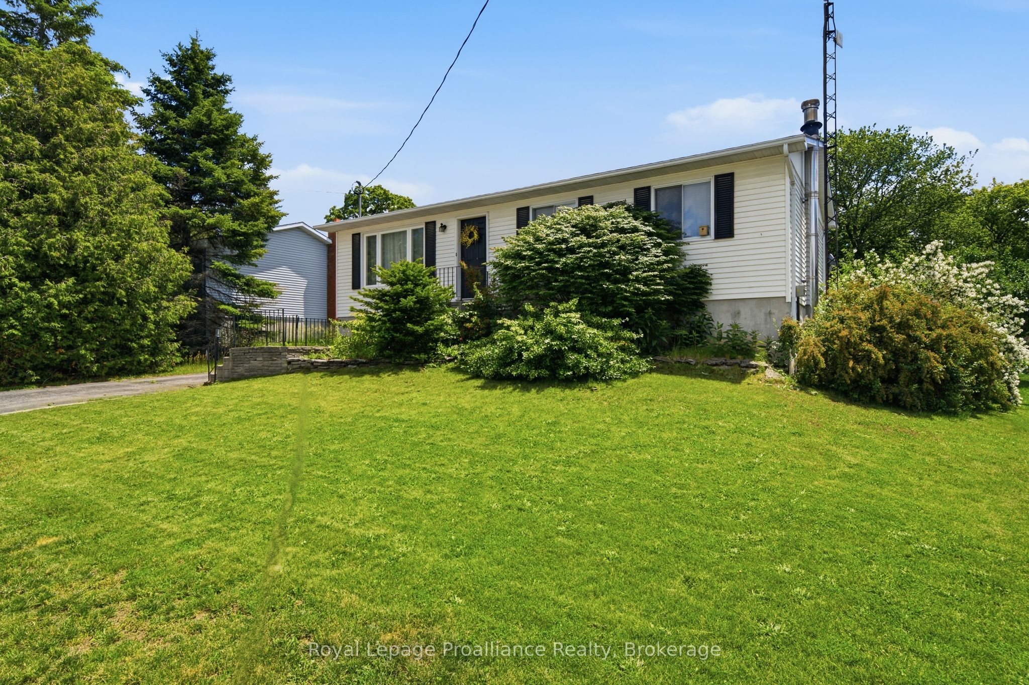 Photo 1 of 47 — 429 County Rd 19 Road, Prince Edward County, ON K0K 1A0