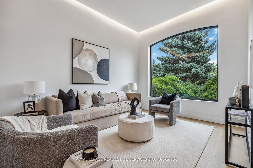 Photo of 1657 Glenvista Drive, Oakville, ON L6H 6K6 (MLS # W12450713)