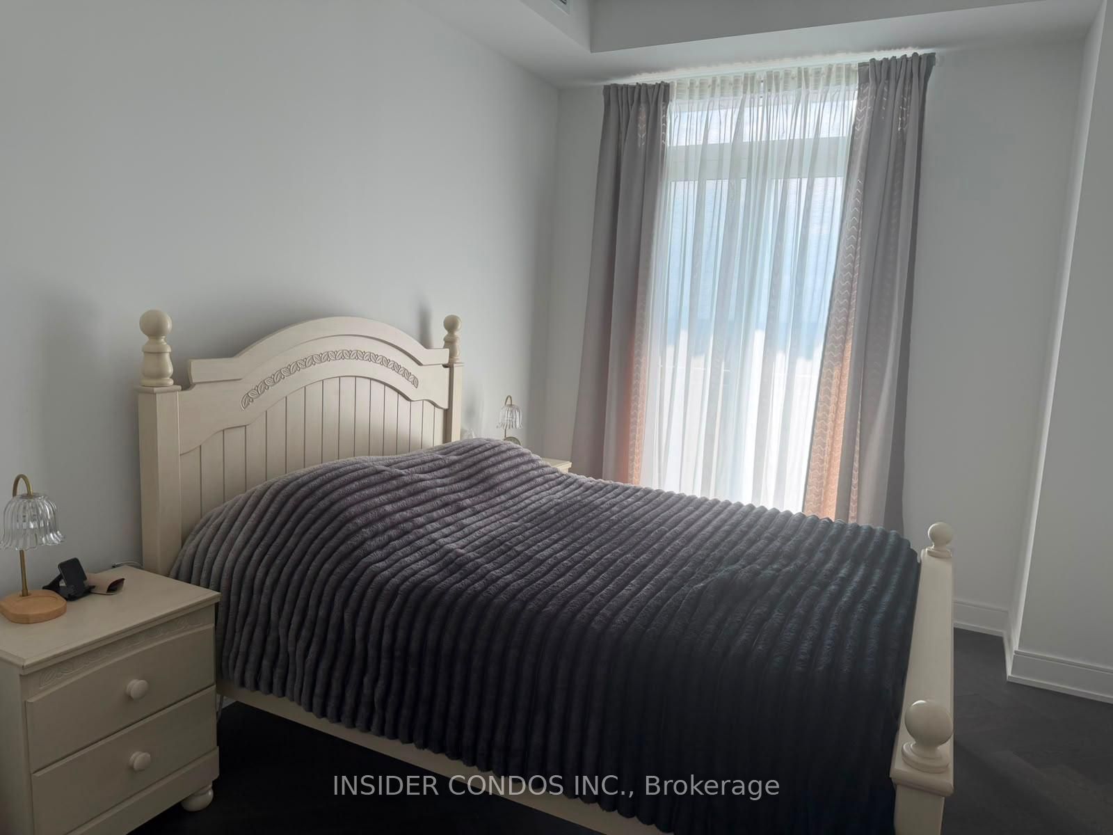 8888 Yonge Street 1402
