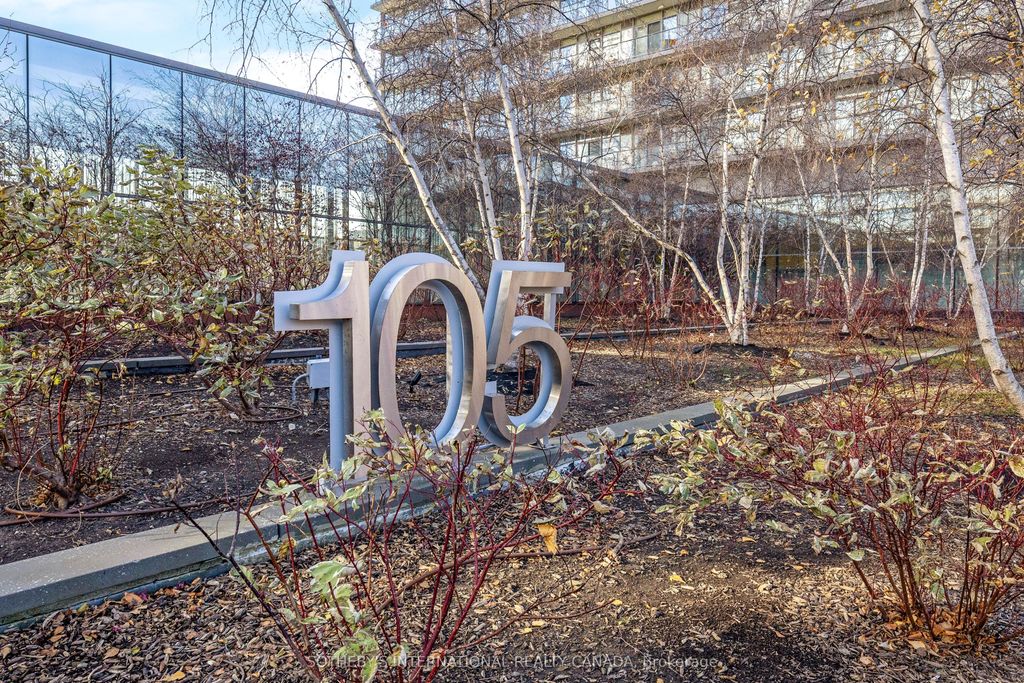 Photo of 105 The Queensway Avenue #1601, Toronto, ON M6S 5B5 (MLS # W12566726)